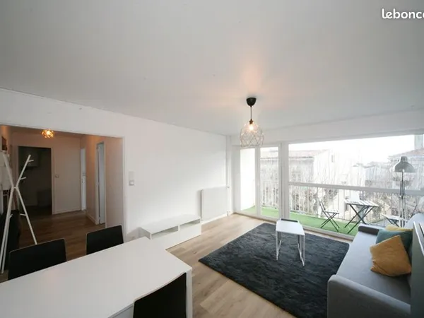 Grand T2 meublé cosy secteur barrière d'Arès