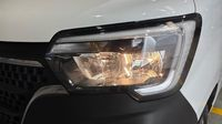 Renault Master F3500 L2H2 2.3 Blue dCi 135ch Confort Euro6 — photo 12