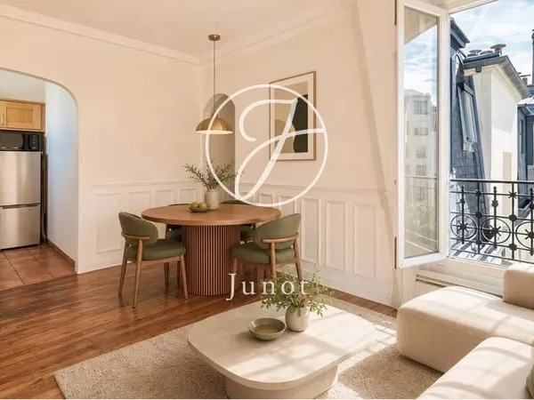 Paris 18e - JULES JOFFRIN - Appartement à vendre - 2 pièces - 35,21 m² Carrez - 1 chambre.