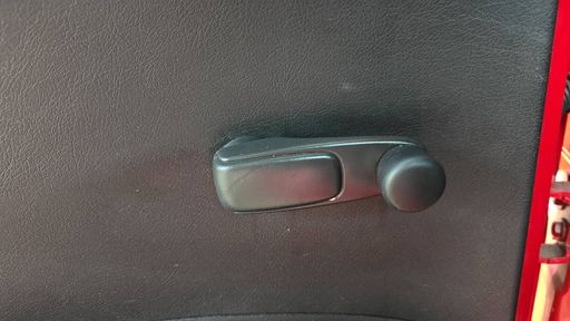 Peugeot 207 1.4 HDi 68 - Plus – 2013 – 118433 km – Diesel – Boîte Manuelle — photo 5