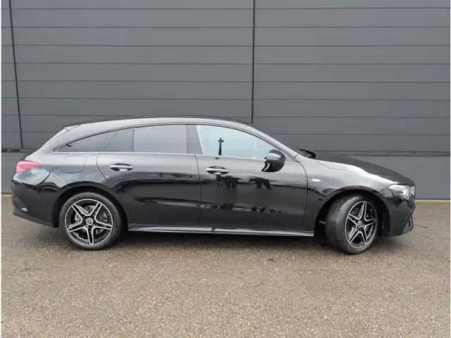 Mercedes Cla 250 e hybrid eq — photo 26