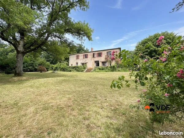 Propriété 15 pièces 470 m²