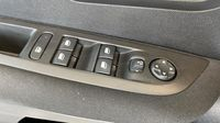 Peugeot 208 1.5 BlueHDi 100 Premium — photo 28