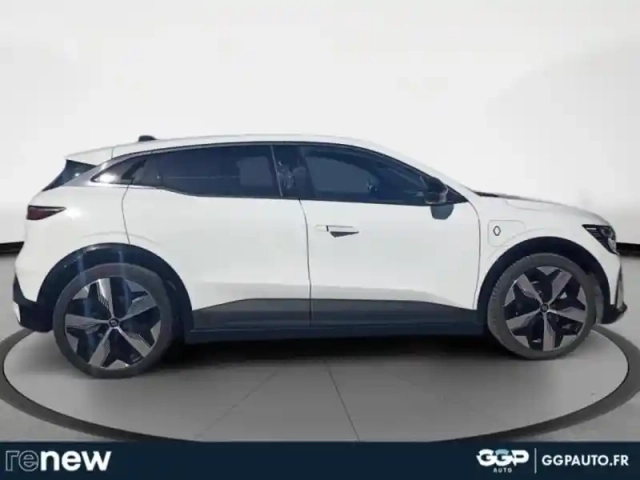 Renault Megane e-tech electric ev60 220ch techno super charge -b — photo 6