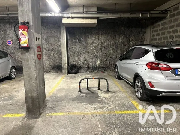 Parking 10 m²