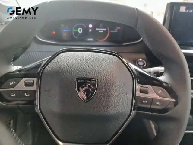 Peugeot 208 electrique 156 ch 54 kwh — photo 15