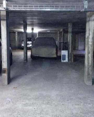 Parking 12 m²