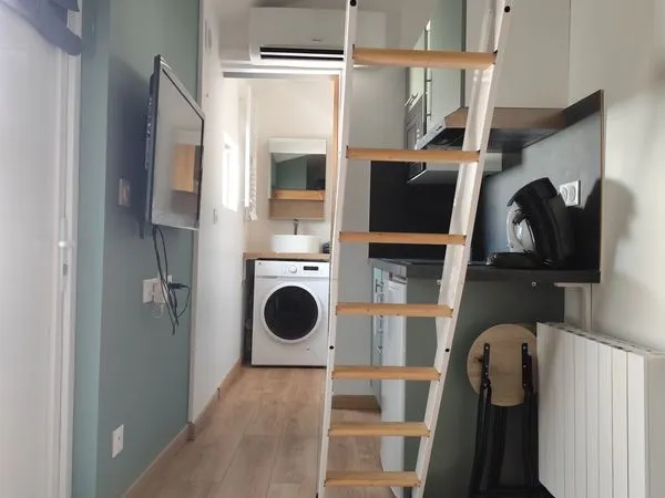 Studio meublé 9m²