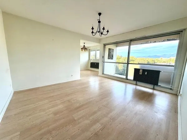 Appartement 4 pièces 81 m²