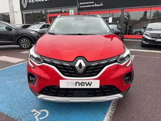 Renault Captur blue dci 115 edc — photo 8