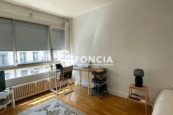 Appartement 1 pièce 27 m²
