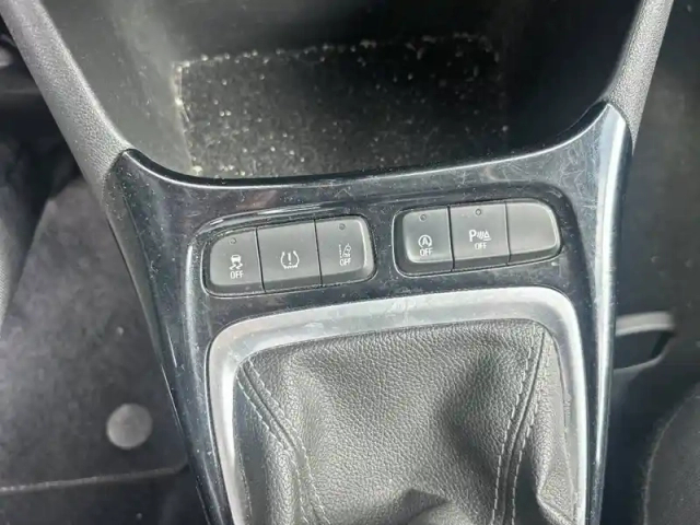Opel Crossland 1.2 turbo 110 ch bvm6 — photo 19