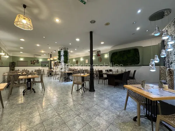Fonds de commerce 38 m²