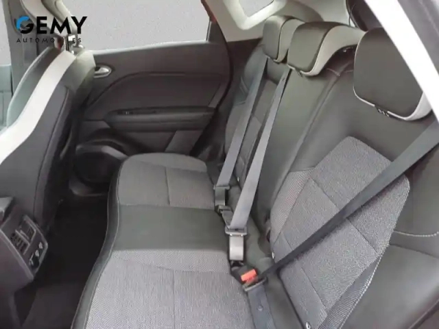 Renault Captur tce 130 edc fap — photo 10