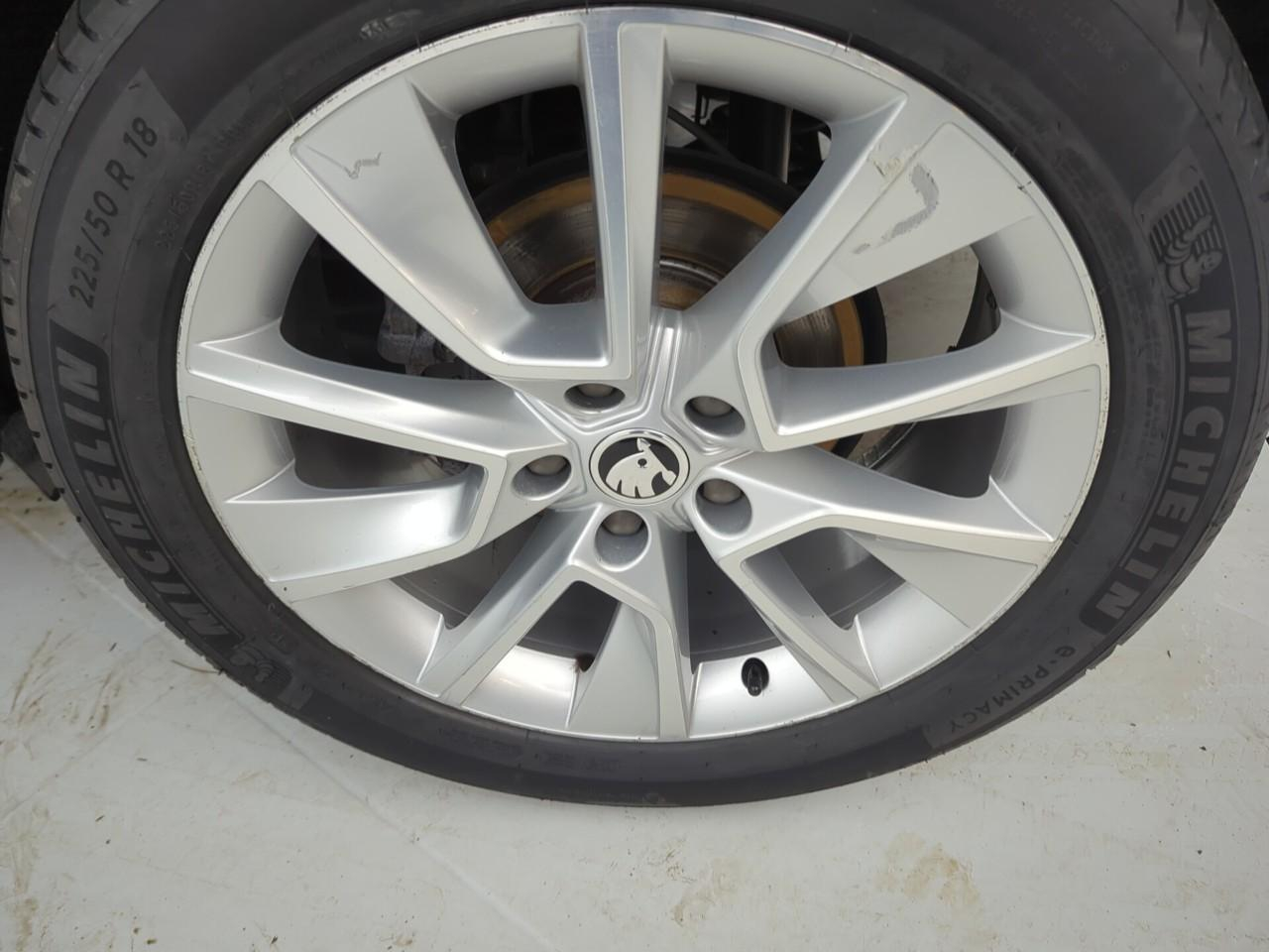 Skoda Karok karoq 2.0 tdi 150 ch scr 4x4 dsg7 style — photo 23