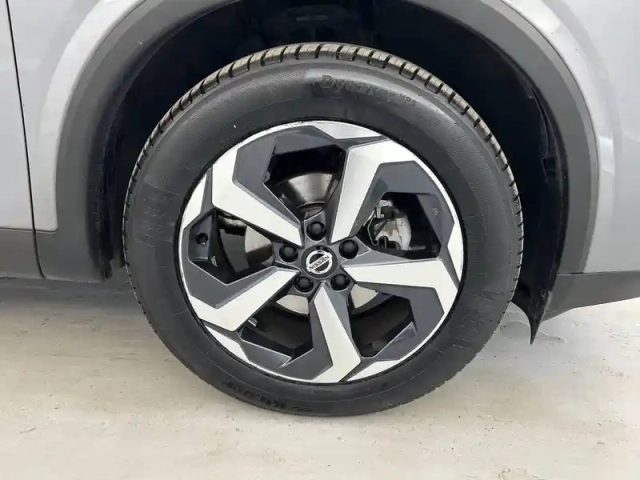 Nissan Qashqai mild hybrid 158 ch xtronic — photo 31