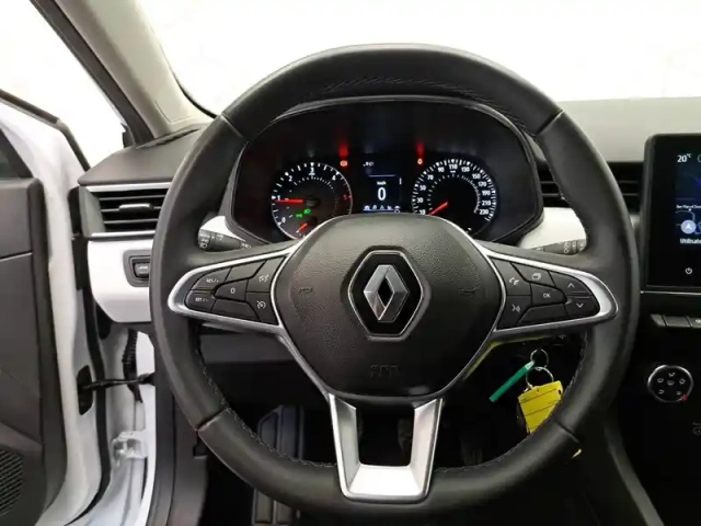 Renault Clio blue dci 100 — photo 32