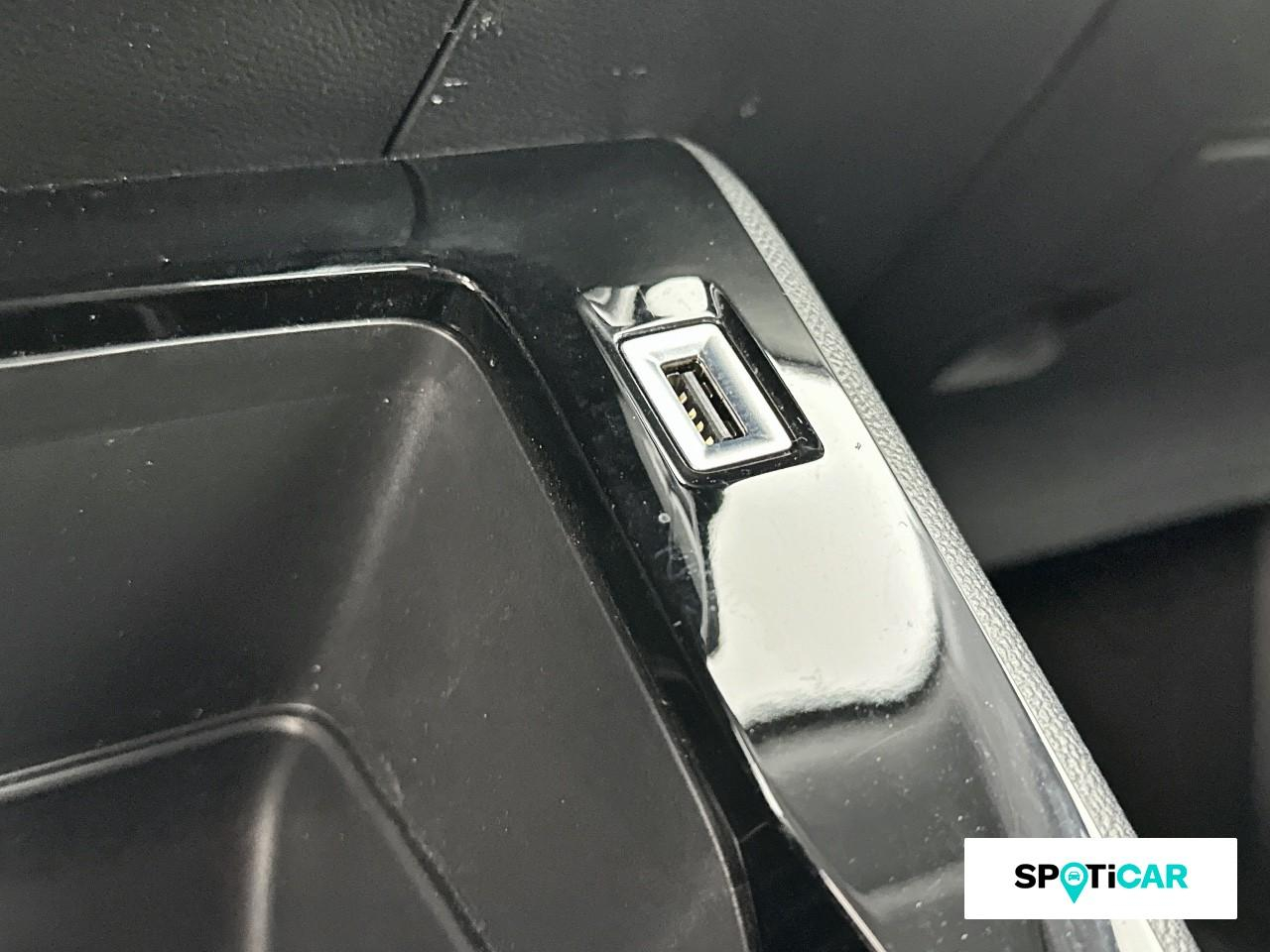 Peugeot 2008 1.2 puretech 100ch s&s active — photo 19