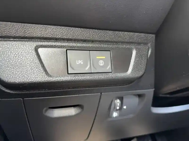 Dacia Sandero eco-g 100 gsr2 — photo 85