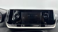 Peugeot 208 1.2 PureTech 75ch S&S Like — photo 18