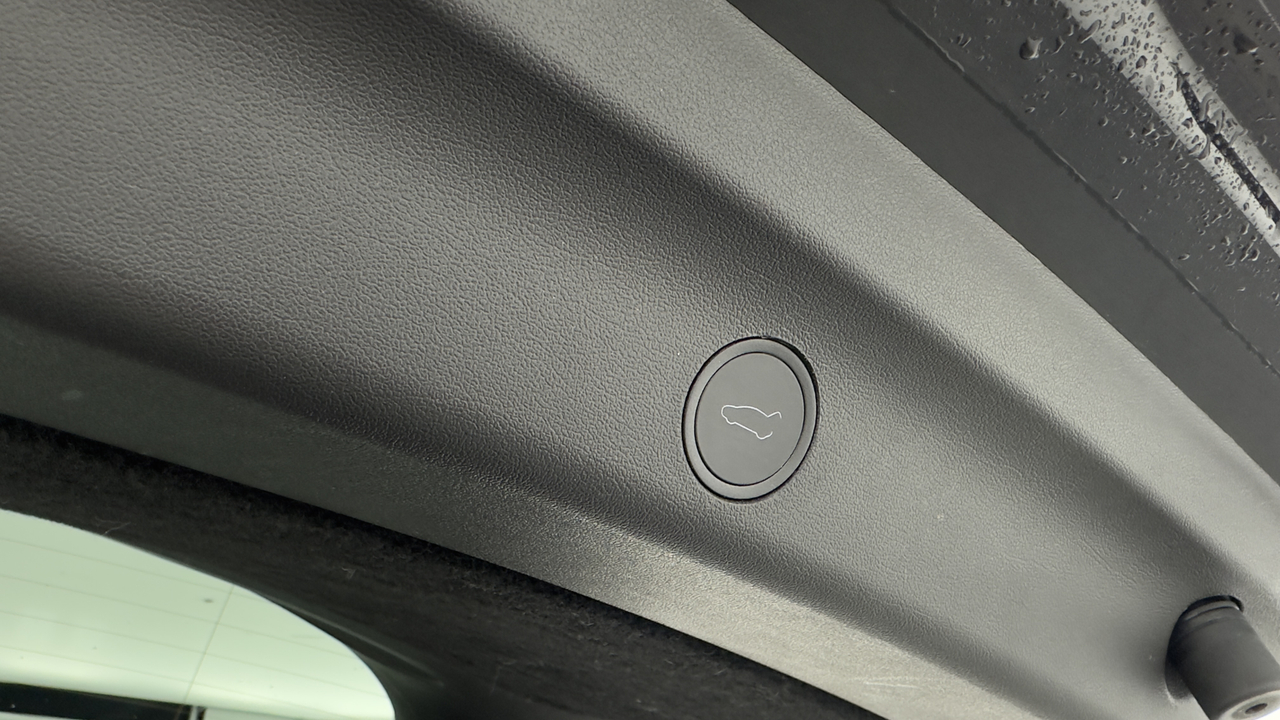 Tesla MODEL Y Grande Autonomie Dual Motor AWD — photo 33