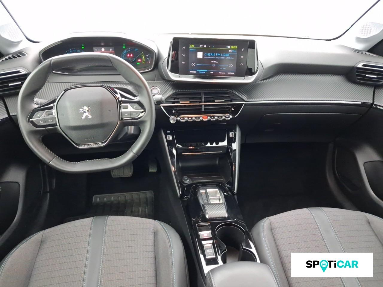 Peugeot 208 1.2 puretech 100ch s&s allure — photo 8