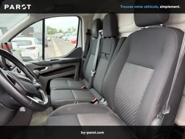 Ford Custom fg 300 l2h2 2.0 ecoblue 130 trend business 7cv — photo 4