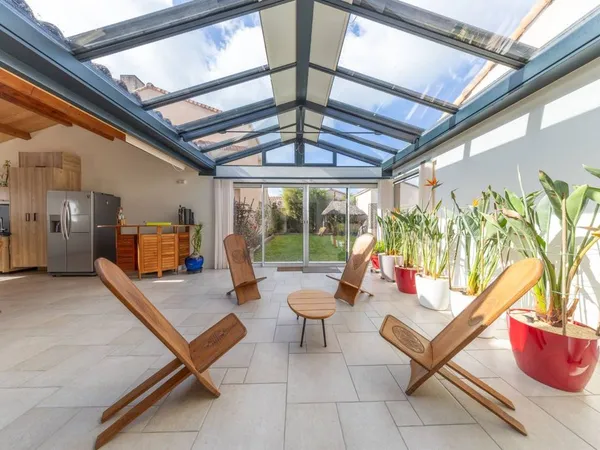 Maison individuelle 11 pièces 331 m²