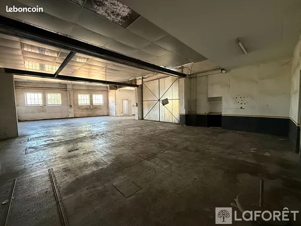 Local commercial 300 m² LANGON