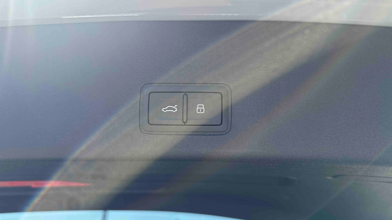 Audi Q3 Sportback e-hybrid 272 ch S tronic 6 — photo 16