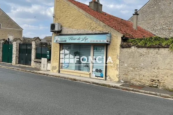 Local commercial 1 pièce 35 m²