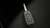 Renault Clio 1.5 dCi 100ch Evolution - 25 — photo 16