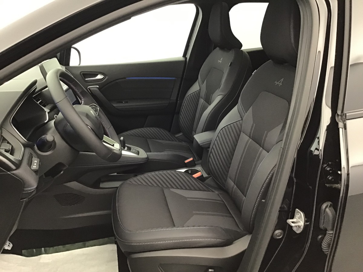 Renault Symbioz — photo 29