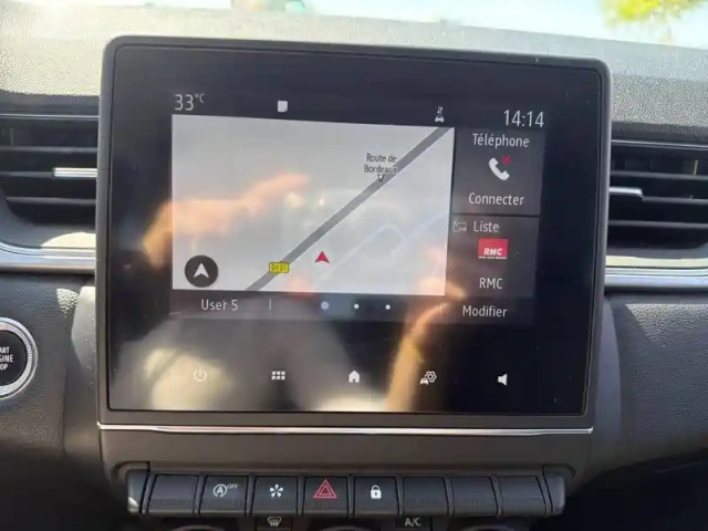 Renault Captur blue dci 115 edc — photo 15