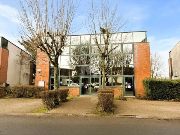 Bureaux 280 m²