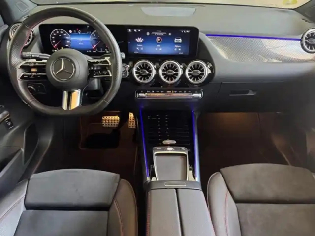 Mercedes Gla 200 d amg line — photo 32