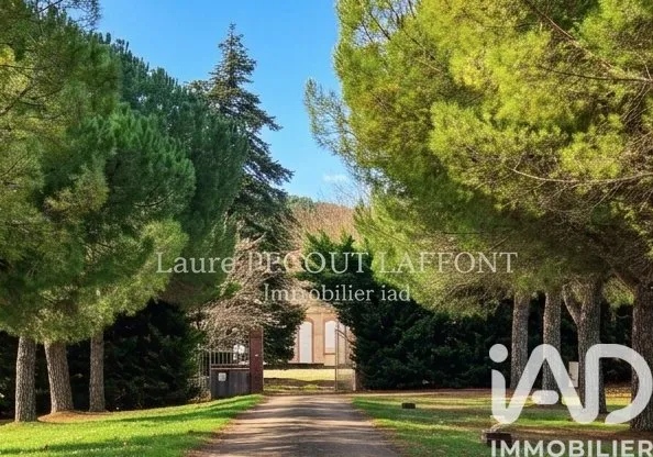 Maison 12 pièces 525 m²