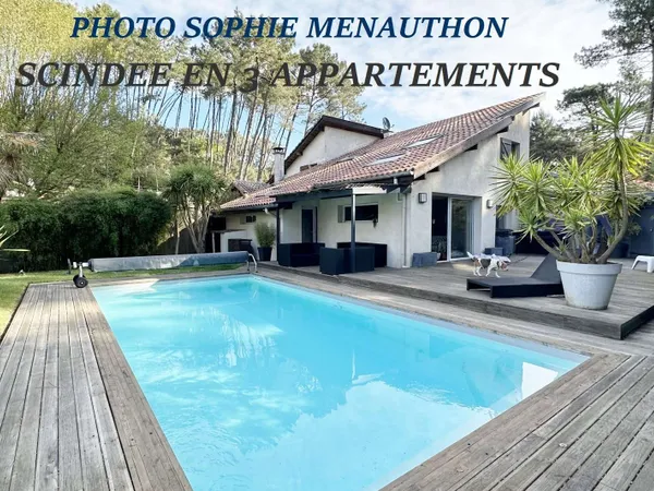 Maison 10 pièces 222 m²
