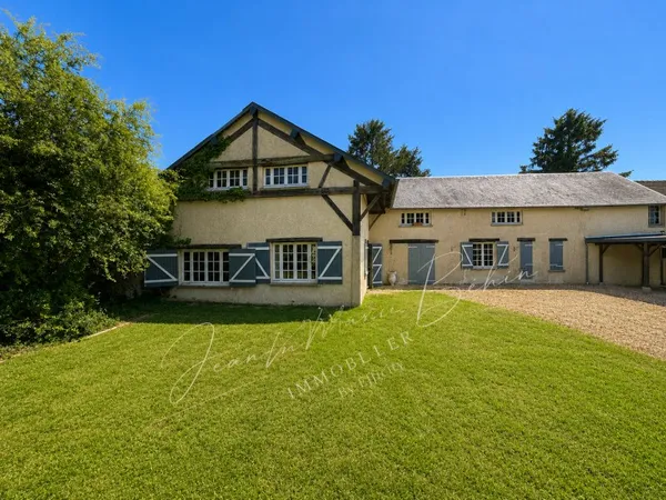 Maison 6 pièces 220 m²