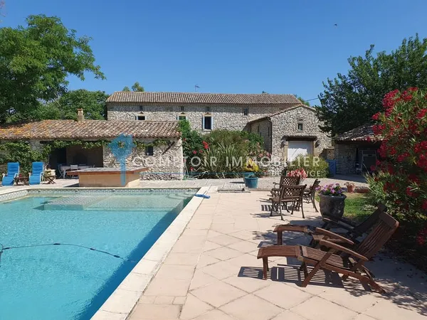 A Vendre GARD(30) - Proche Uzès : Magnifique mas P7 avec pis