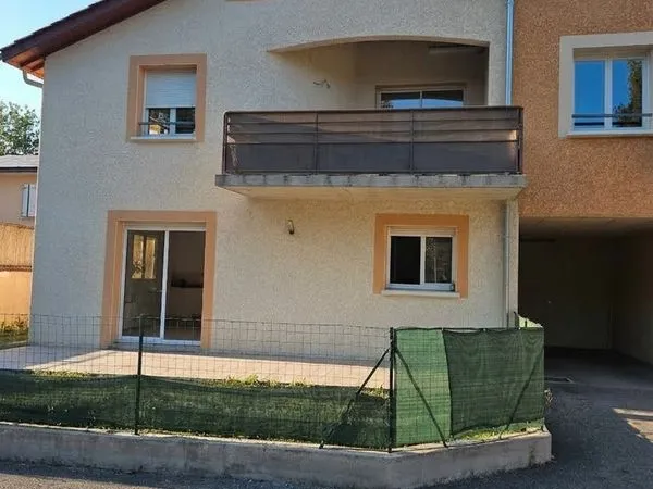 T4 de 100 m² avec balcon