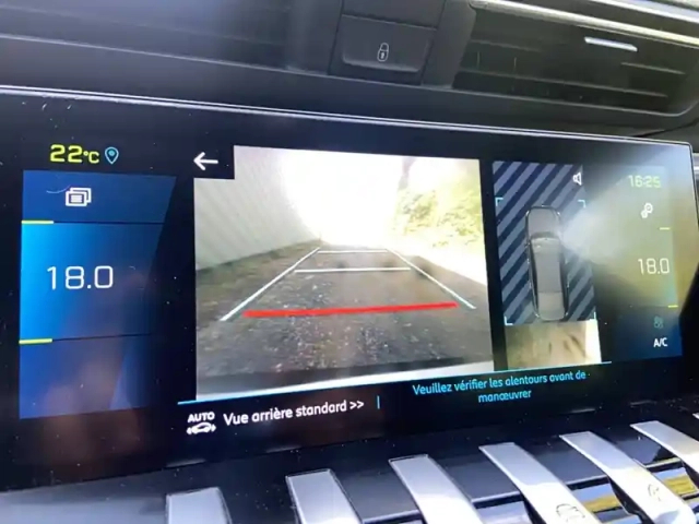 Peugeot 508 hybrid 225 e-eat8 — photo 27