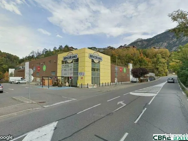 Local commercial 2589 m² BRIANCON