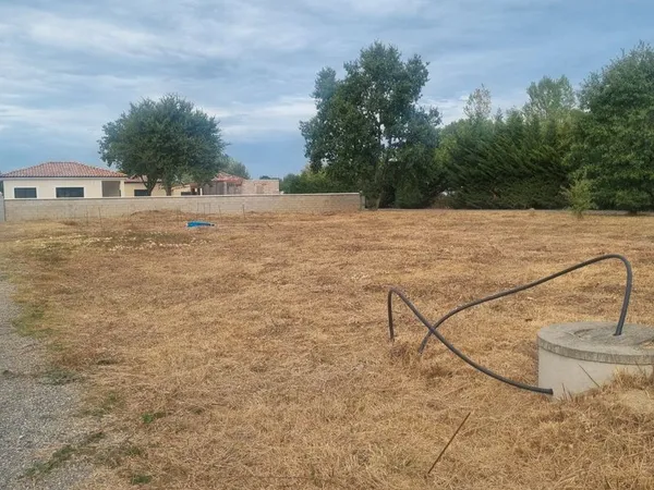 Terrain 1500m
