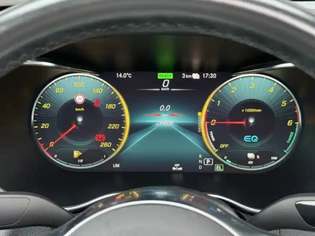 Mercedes Glc 300de 4matic amg line — photo 30