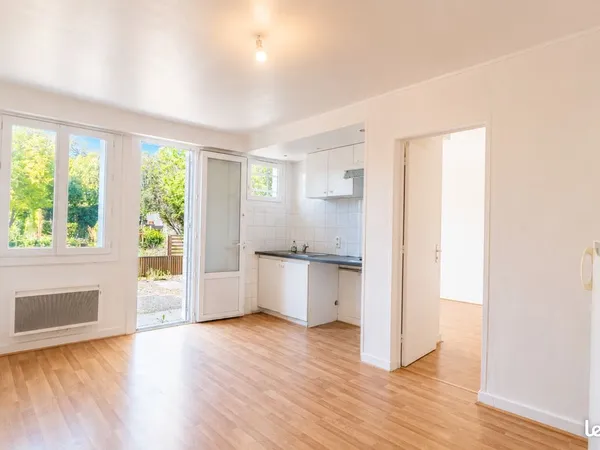 Appartement T3 57 m² avec jardin privatif de 60 m² à Roques