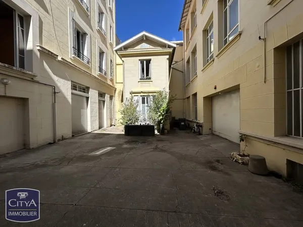 Maison Vente Saint-Étienne 2p 30000€