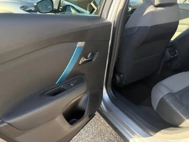 Citroën C4 moteur électrique 136ch (100 kw) shine automatique — photo 12