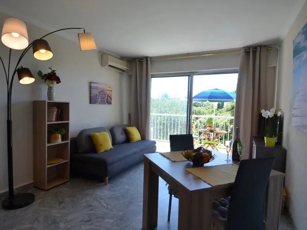 Location étudiante Grand studio Nice Cimiez Valrose