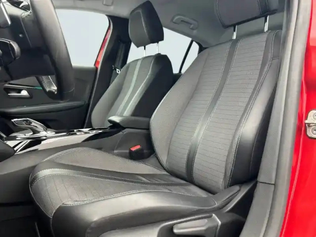 Peugeot 208 puretech 100 s&amp;s eat8 — photo 11